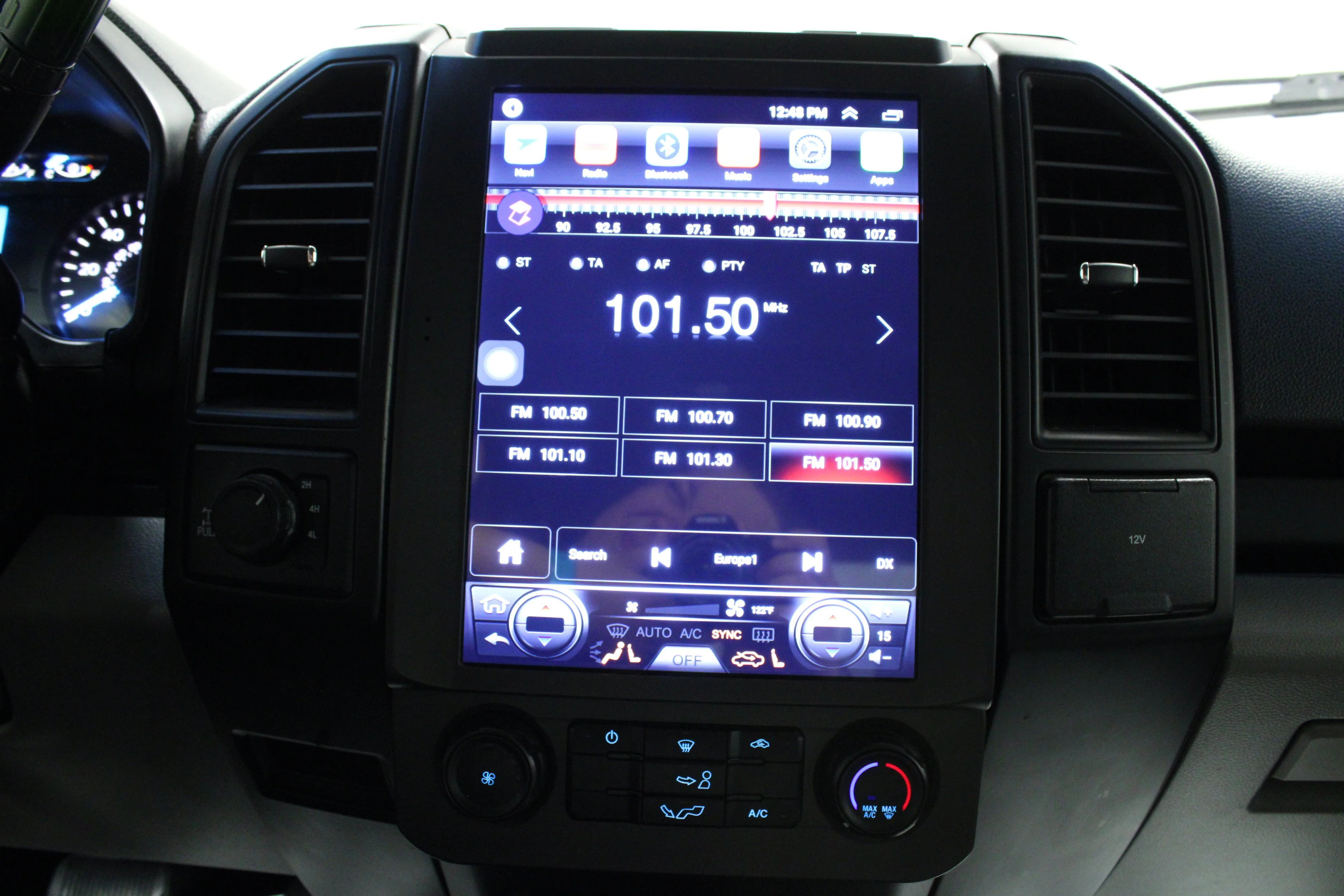 Used 2018 Ingot Silver Metallic Ford XL image 21