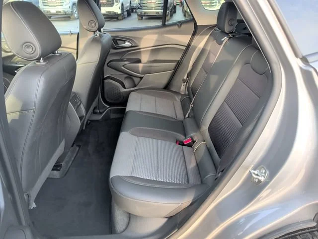 Used 2025 Sterling Gray Metallic Chevrolet LT image 28