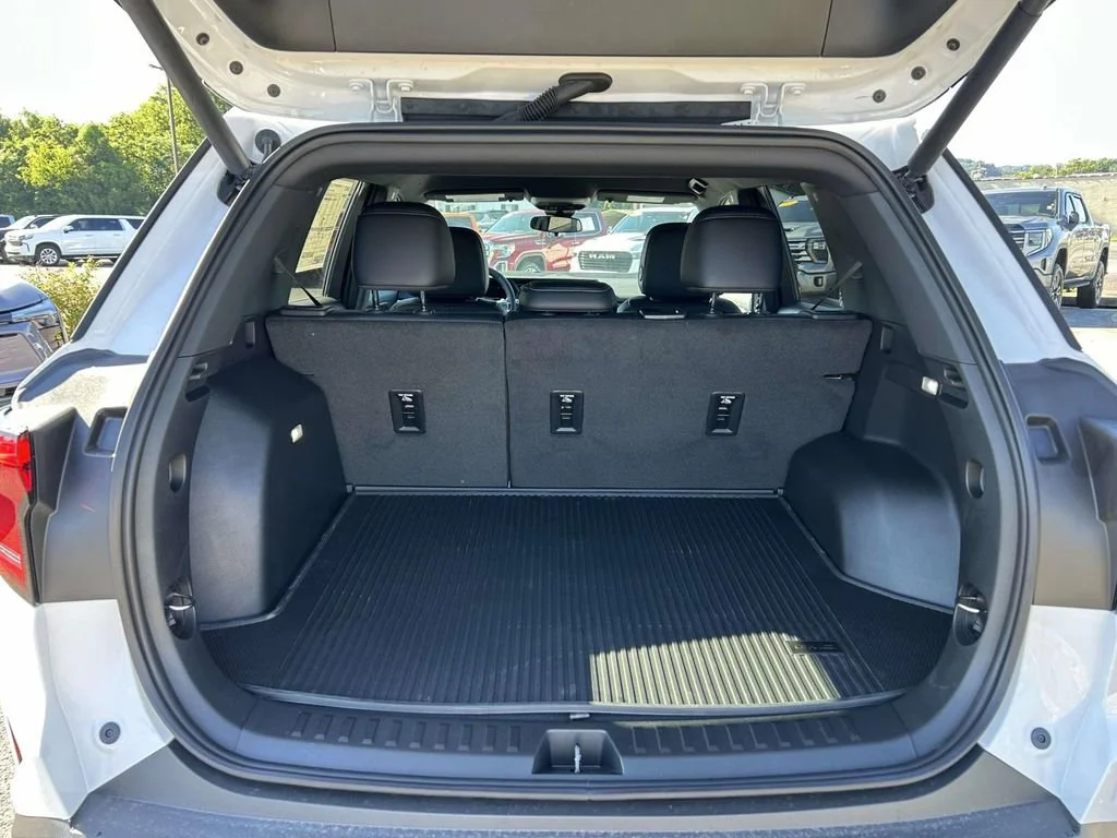 New 2026 Summit White GMC Elevation image 11