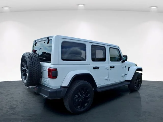 Used 2025 White Jeep Sahara 4xe image 9
