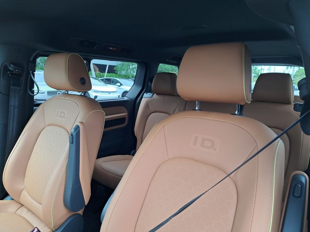 New 2025 Silver Volkswagen Pro S image 19