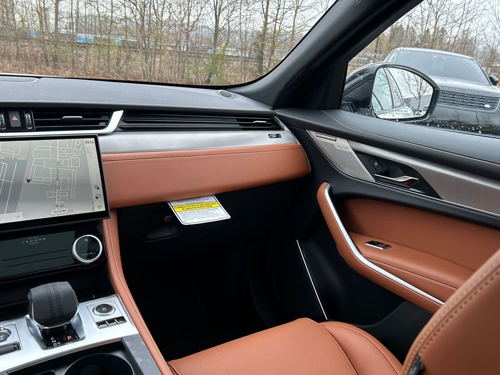 2026 Jaguar F-Pace R-Dynamic S - Photo 25