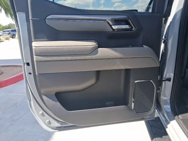 Used 2025 Gray Chevrolet ZR2 image 16