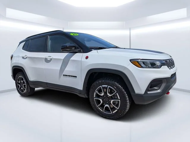 2025 Jeep Compass Trailhawk 4X4's photo