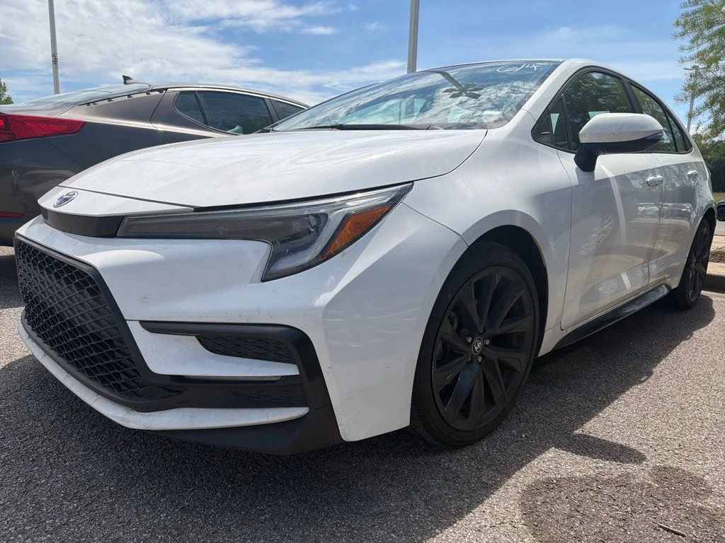 2023 Toyota Corolla SE CVT's photo