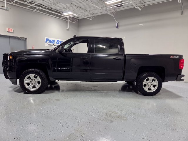 Used 2017 Black Chevrolet LT image 4