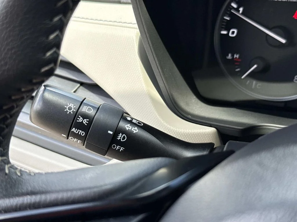 Used 2025 Gray Subaru Premium image 40