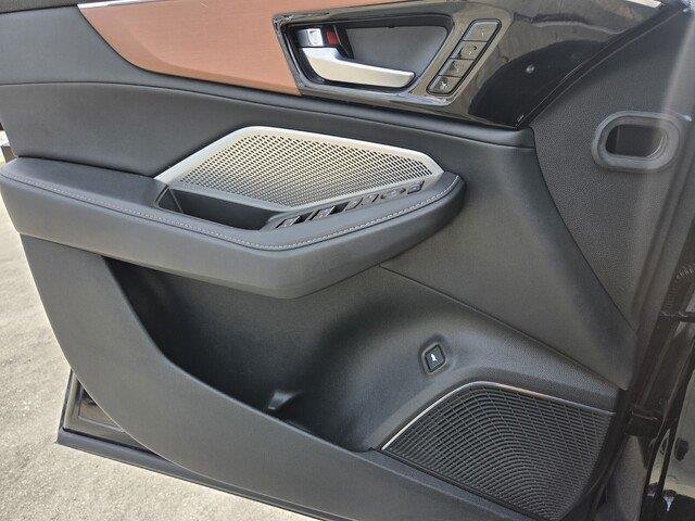 Used 2022 Majestic Black Pearl Acura Technology image 23