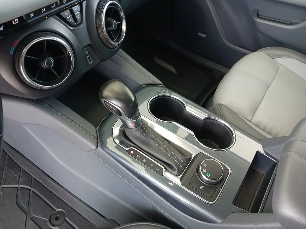 Used 2019 GRAPHITE METALLIC Chevrolet  image 33