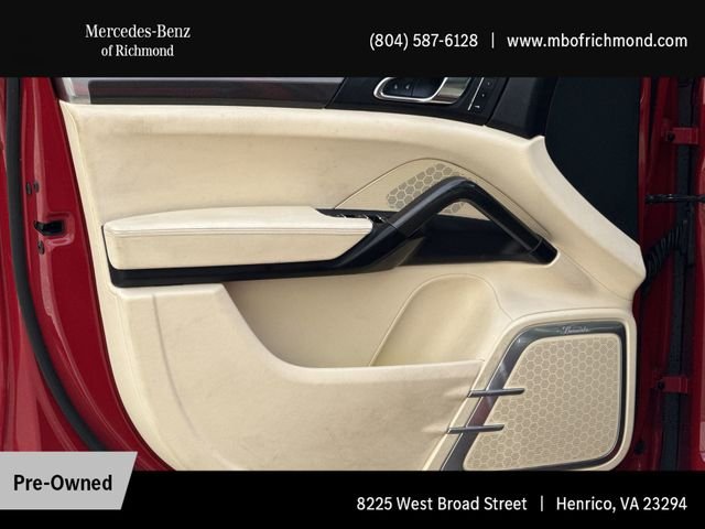 Used 2016 Red Porsche S image 12