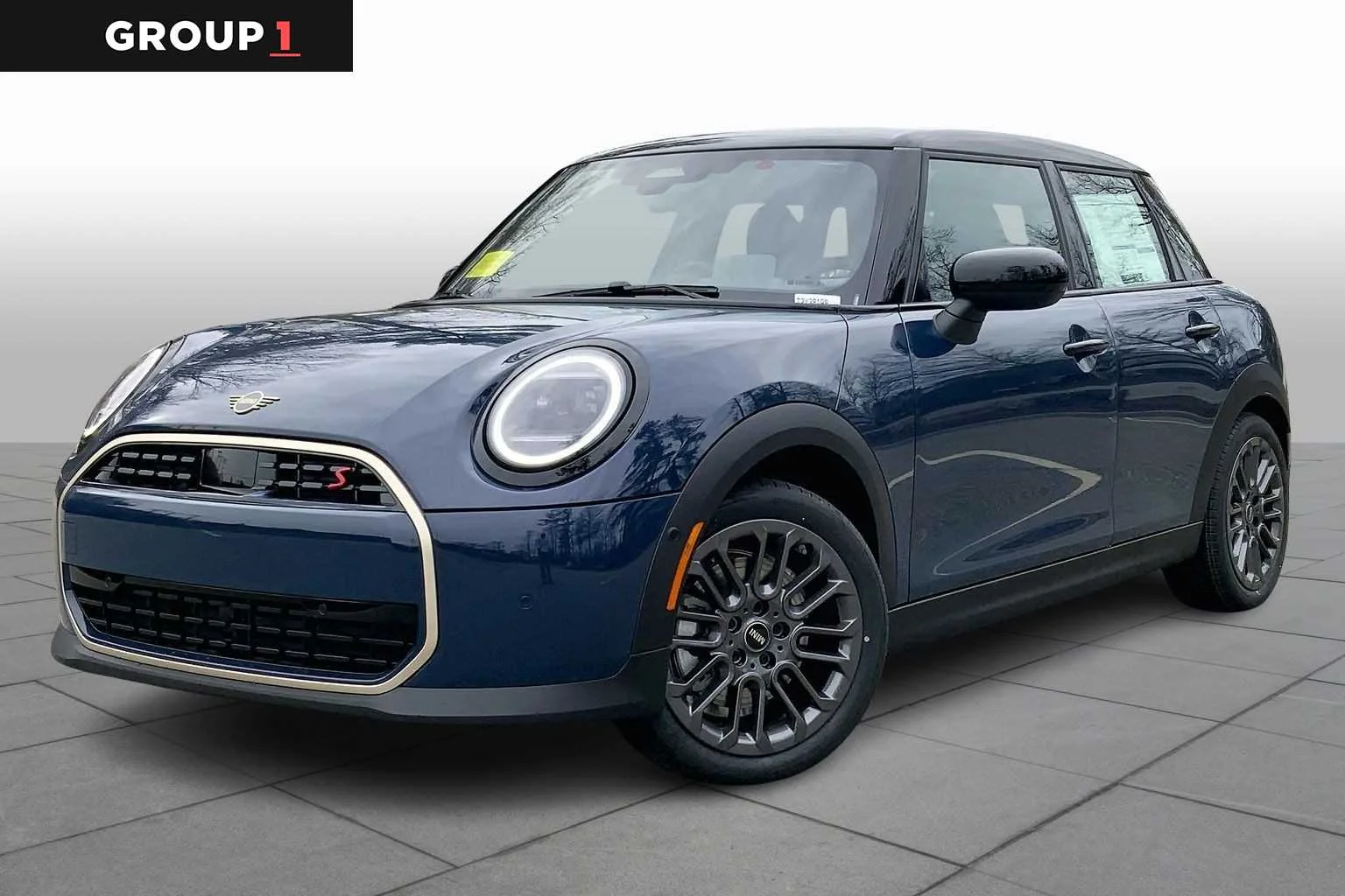 2026 MINI Hardtop Cooper S's photo