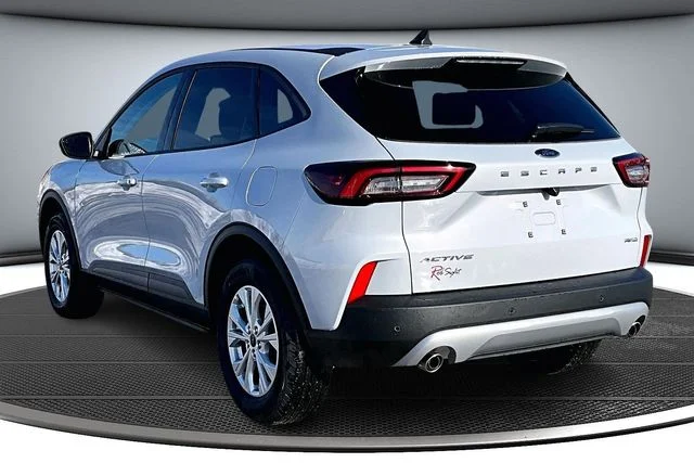 New 2026 Space Silver Metallic Ford Active® image 3