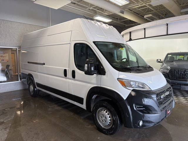 2026 RAM ProMaster Cargo Van Tradesman