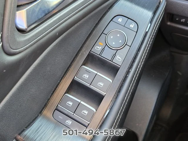 Used 2024 White Nissan SL image 26