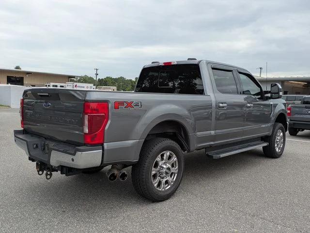 Used 2022 Gray Metallic Ford Lariat image 4