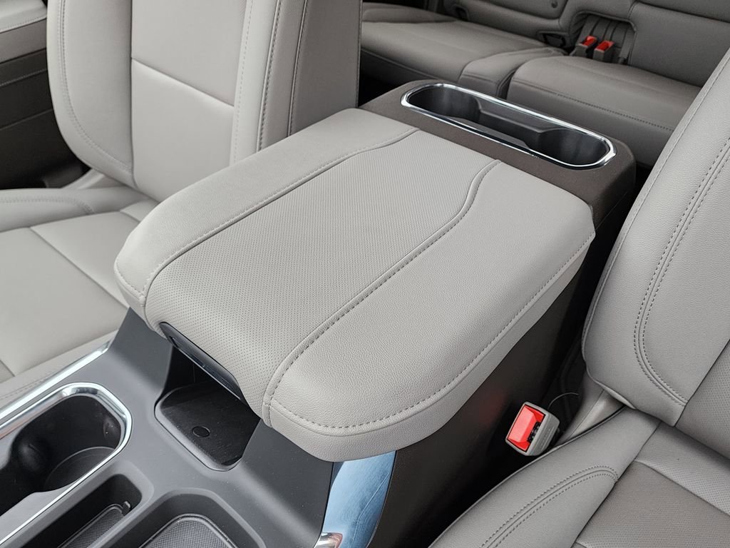 2026 GMC Sierra 1500 SLT - Photo 31