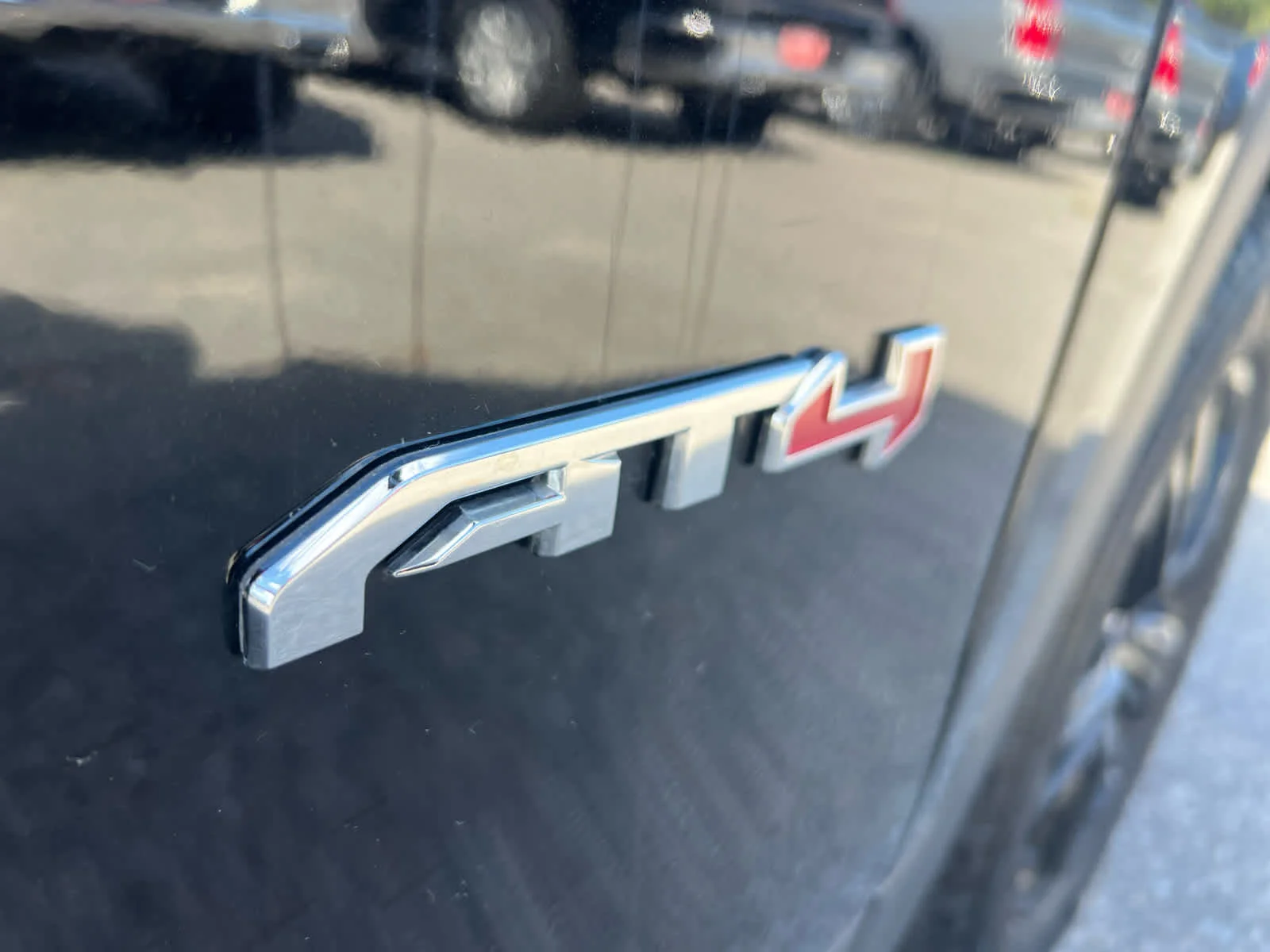 2024 GMC Terrain AT4 - Photo 6