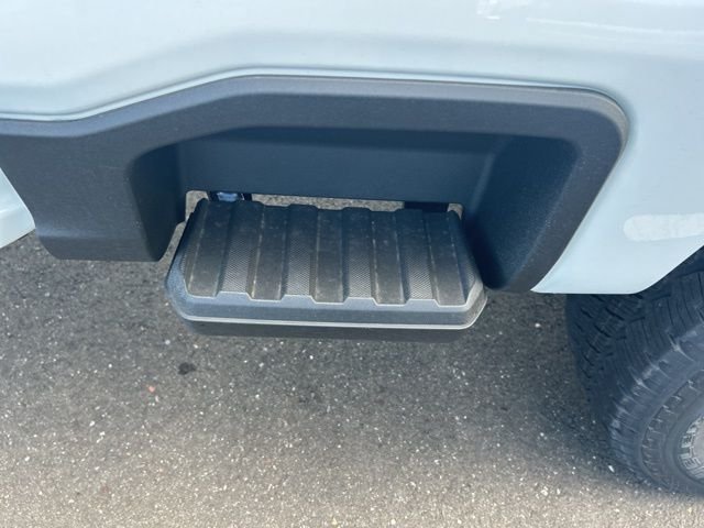 New 2026 Star White Metallic Tri-Coat Ford F-350® King Ranch® image 18