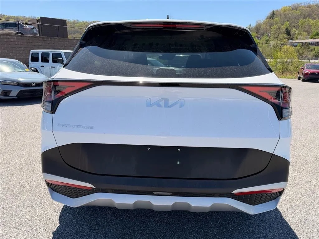 Used 2025 White Kia EX image 11