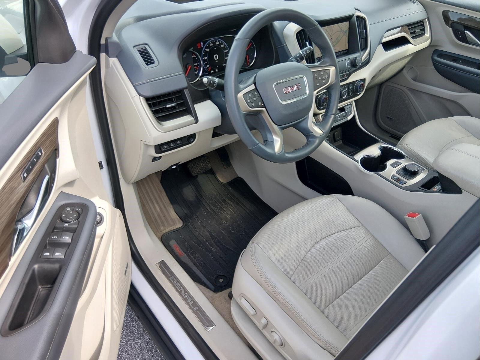 Used 2024 White Frost Tricoat GMC Denali image 15