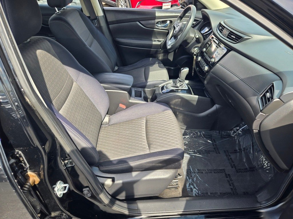 Used 2017 Black Nissan S image 6