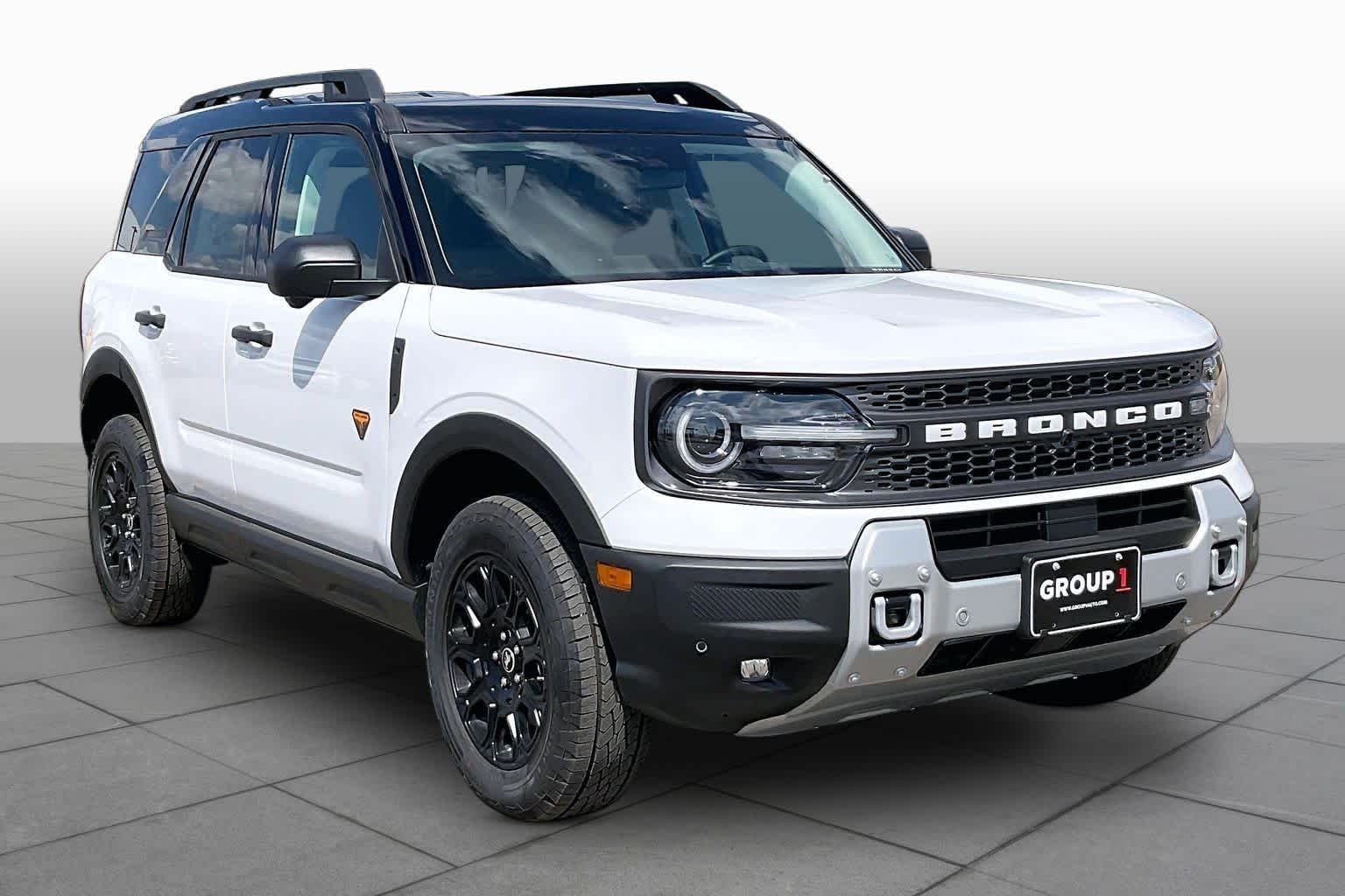 New 2026 Oxford White Ford Badlands® image 2