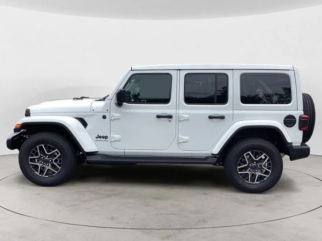 New 2026 Bright White Clearcoat Jeep 4-DOOR SAHARA image 2