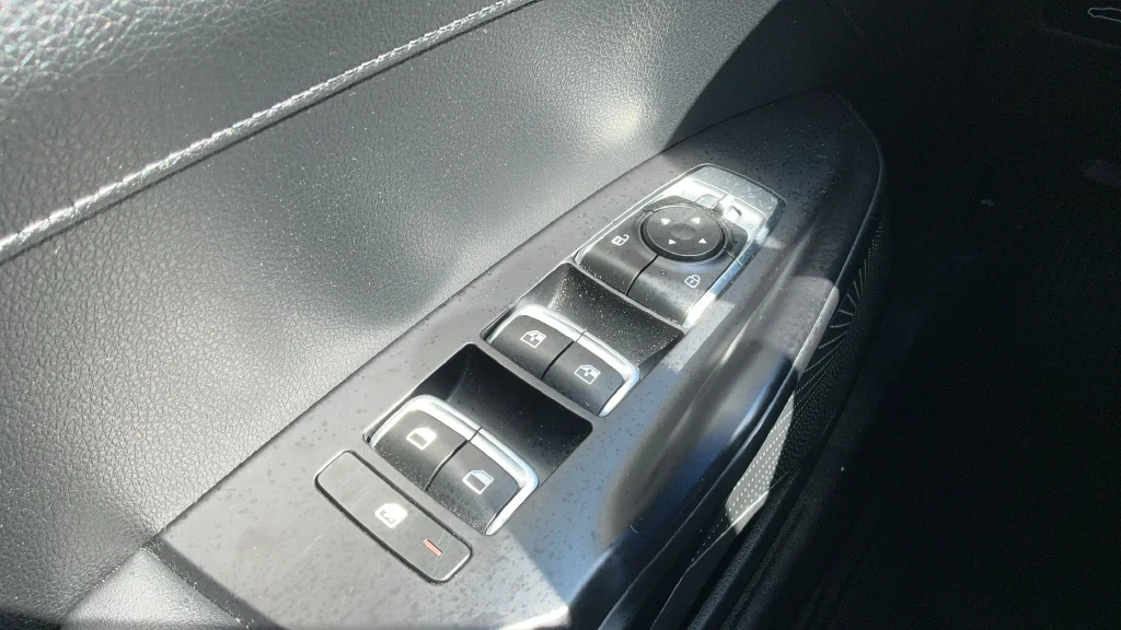 Used 2022 Gray Kia GT-Line image 14