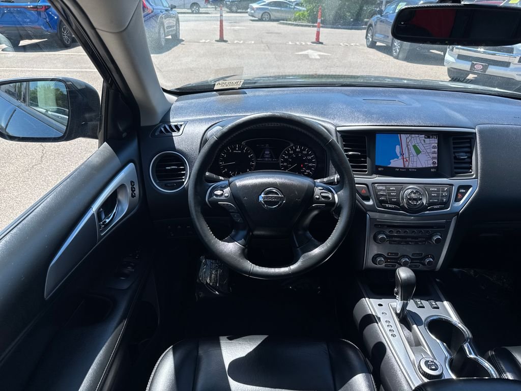Used 2018 Black Nissan SL image 14