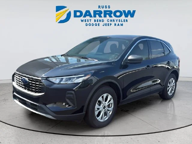 Used 2023 Black Ford Active image 1