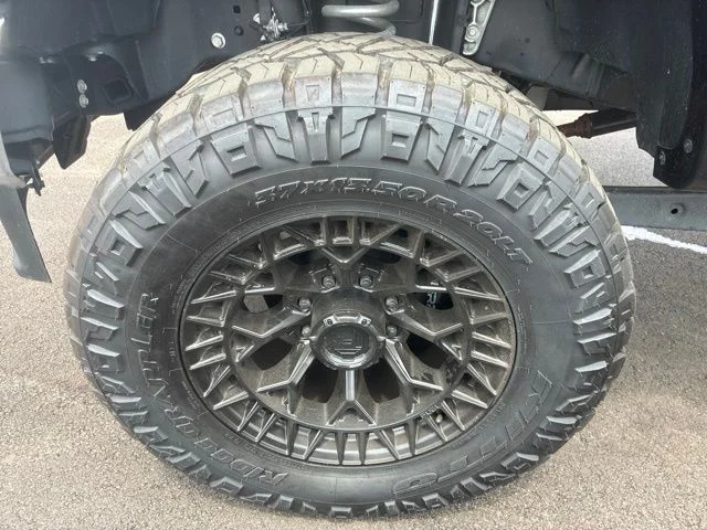 New 2026 Agate Black Metallic Ford F-250® Lariat® image 16