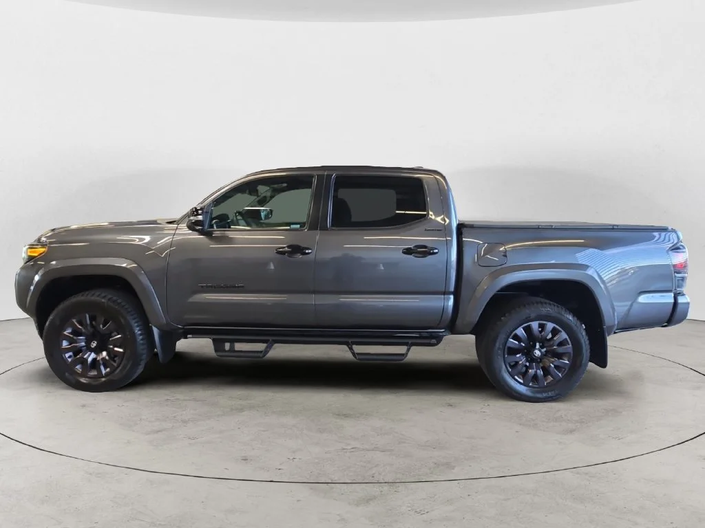 Used 2022 Gray Toyota Limited image 12