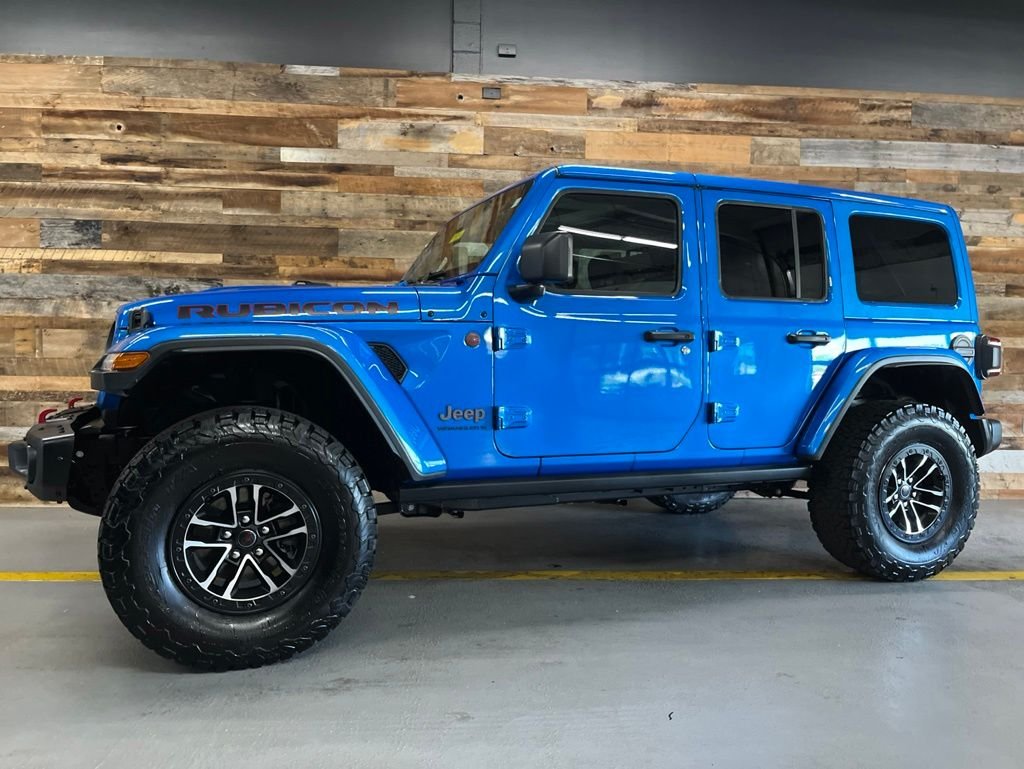 Used 2025 Blue Pearl Jeep Rubicon X image 11