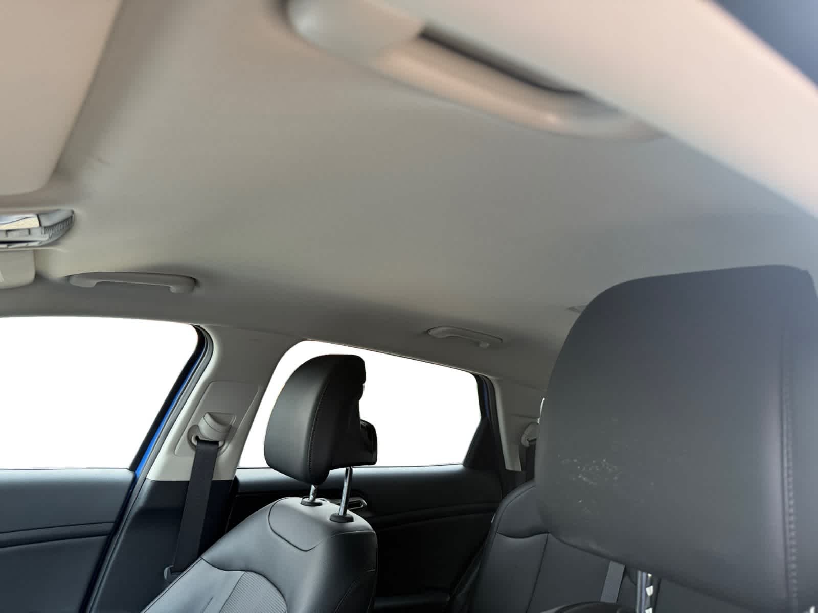 2026 Kia Sportage EX - Photo 12