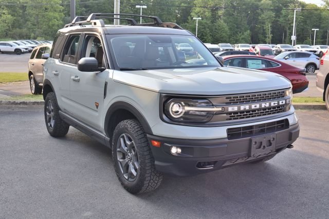 Used 2021 Green Ford Badlands image 7