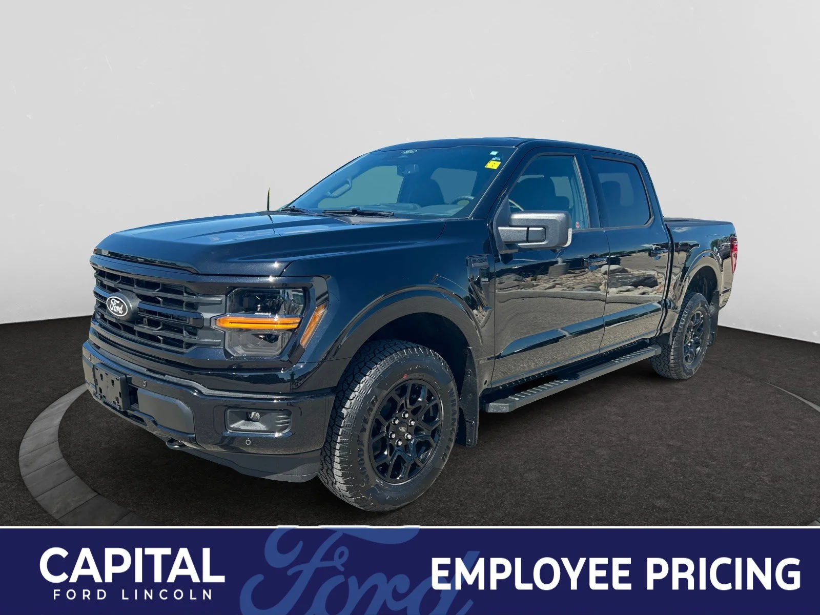 New 2026 Agate Black Metallic Ford XLT image 1