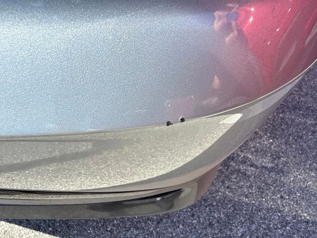 Used 2023 Silver Hyundai SEL image 18