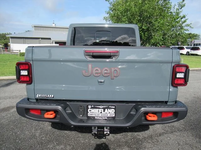 New 2026 Anvil Clear-Coat Exterior Paint Jeep Mojave image 6