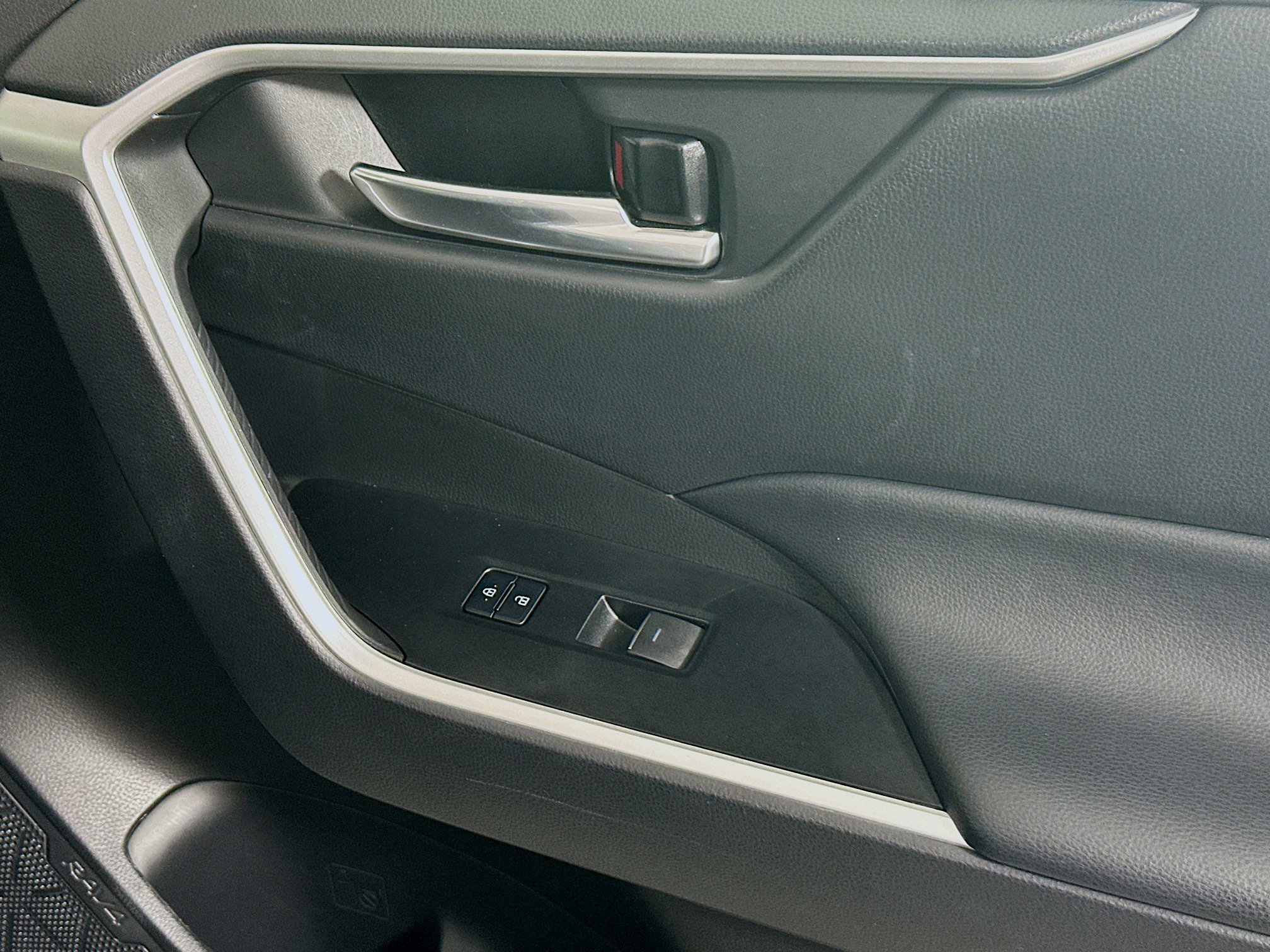 Used 2023 Magnetic Gray Metallic Toyota XLE image 29