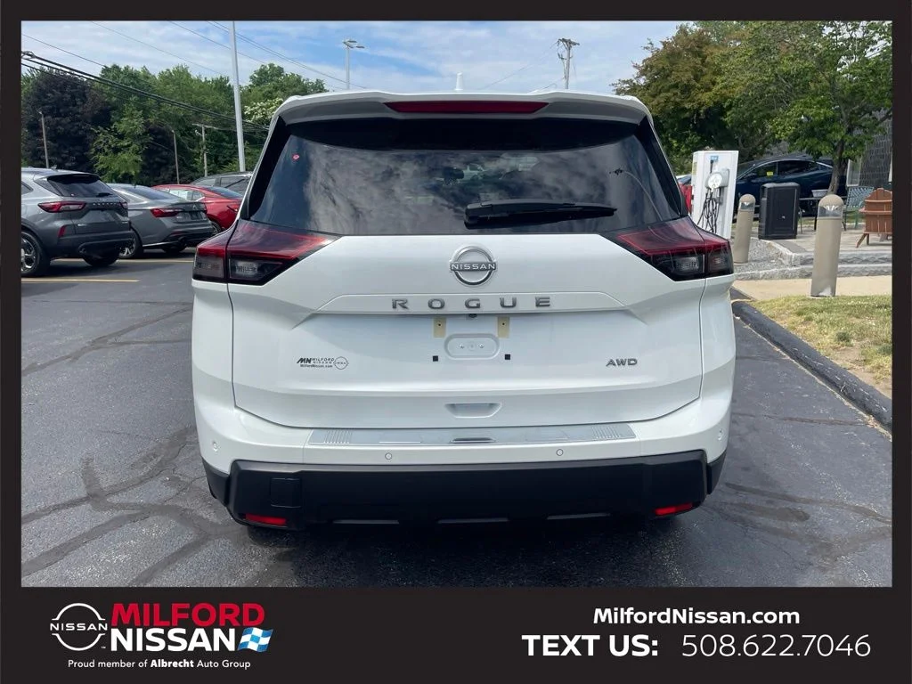 Certified Used 2025 White Nissan SV image 4