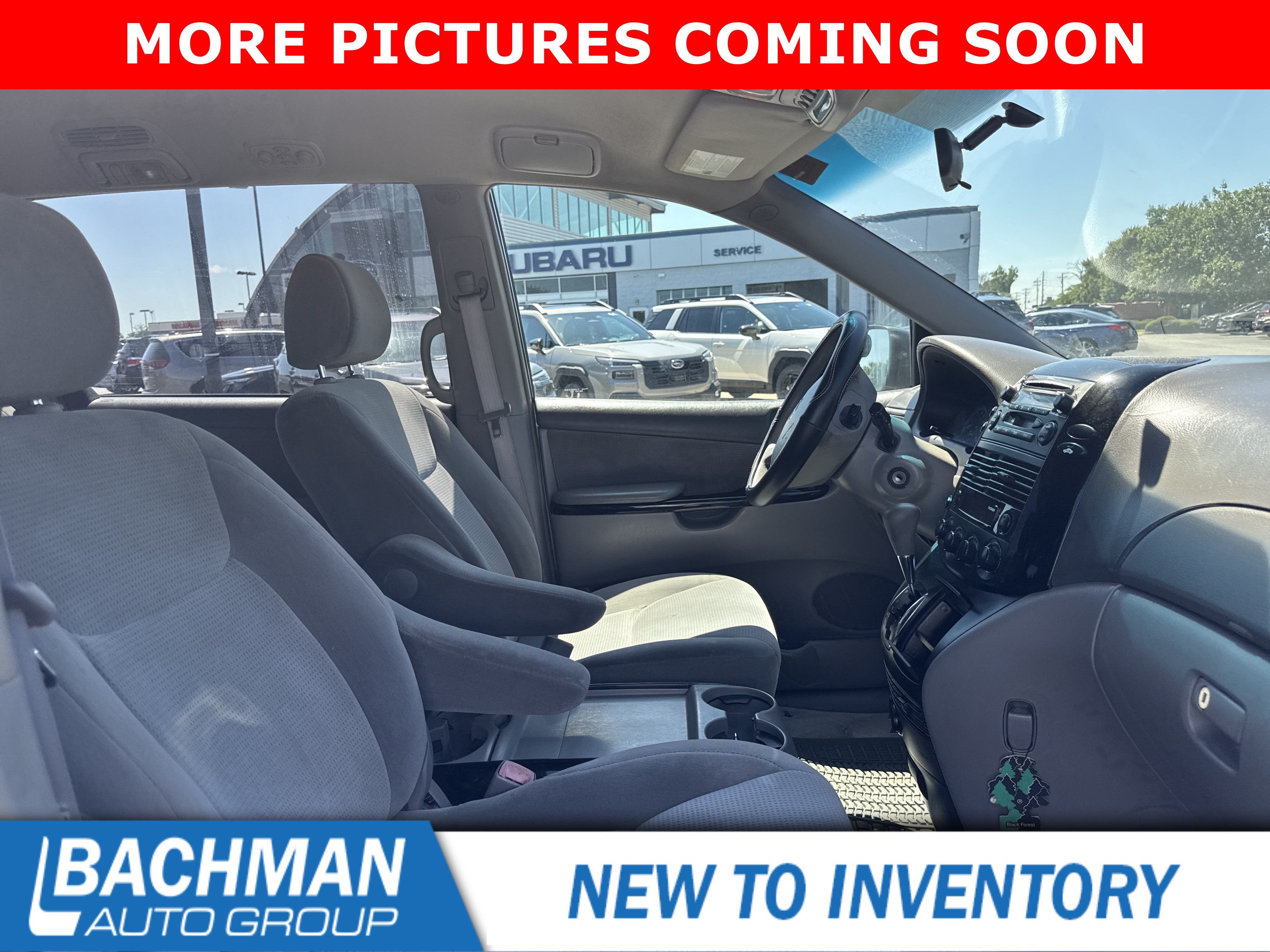 Used 2005 Blue Mirage Metallic Toyota LE image 4