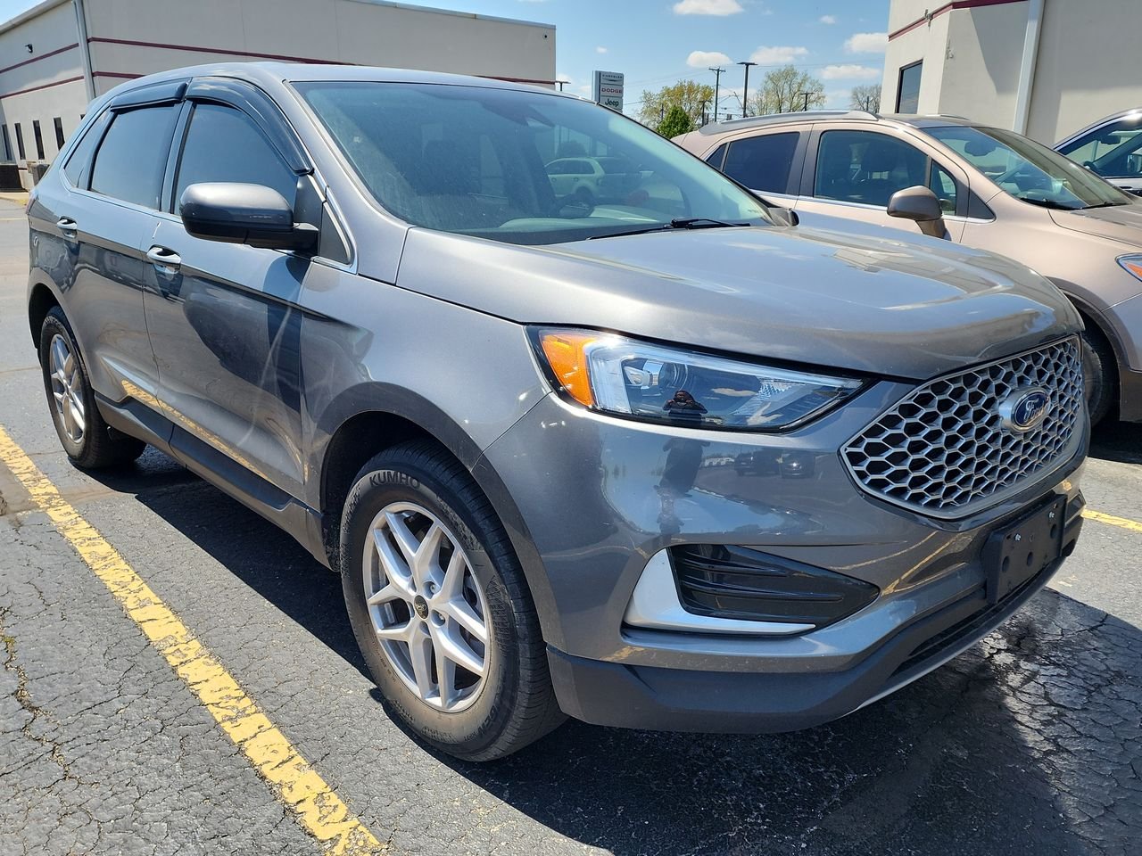 2023 Ford Edge SEL AWD's photo