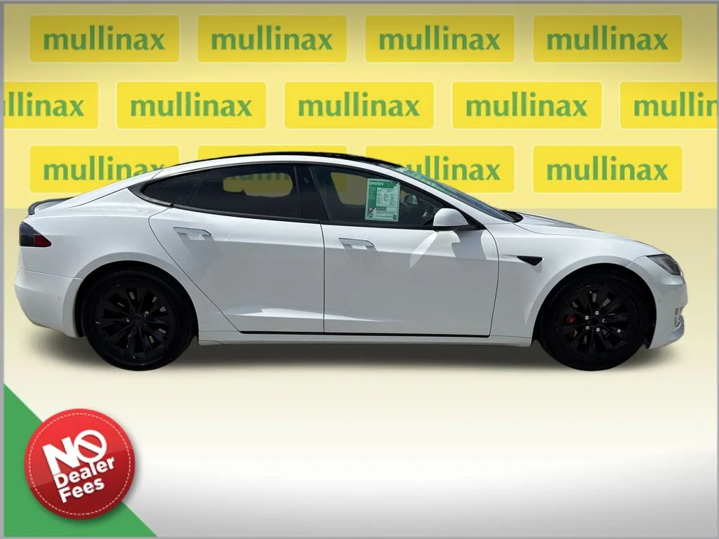 Used 2017  Tesla 75 image 2