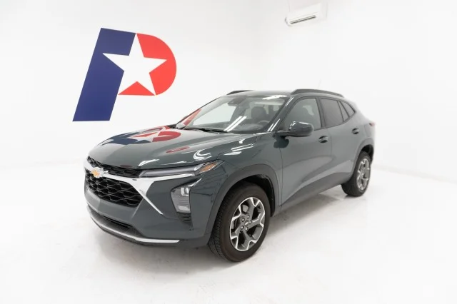 Used 2025 Cypress Gray Chevrolet LT image 1