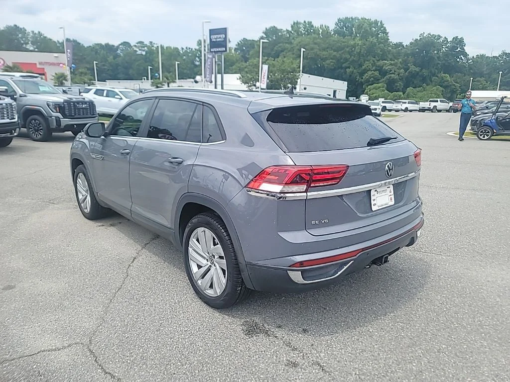 Used 2020 Gray Volkswagen 3.6L V6 SE w/Technology image 5
