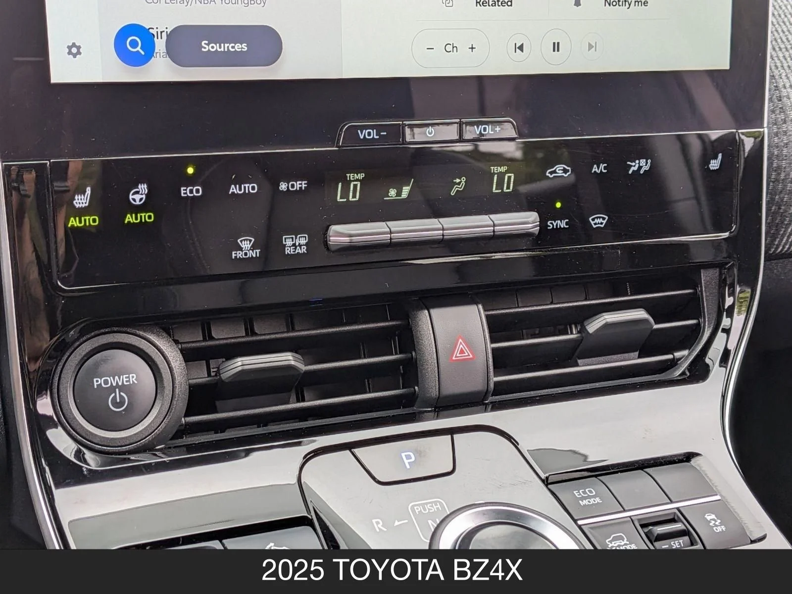Used 2025 Heavy Metal Toyota XLE image 22
