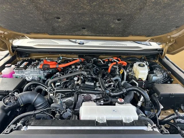 Used 2027  Toyota Base image 27
