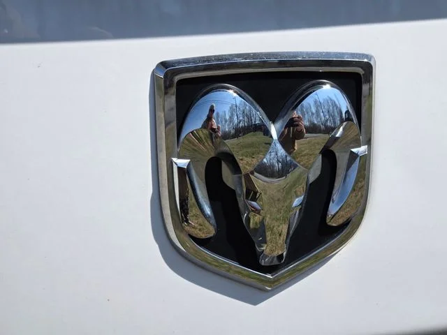 Used 2023 White Ram SLT image 17