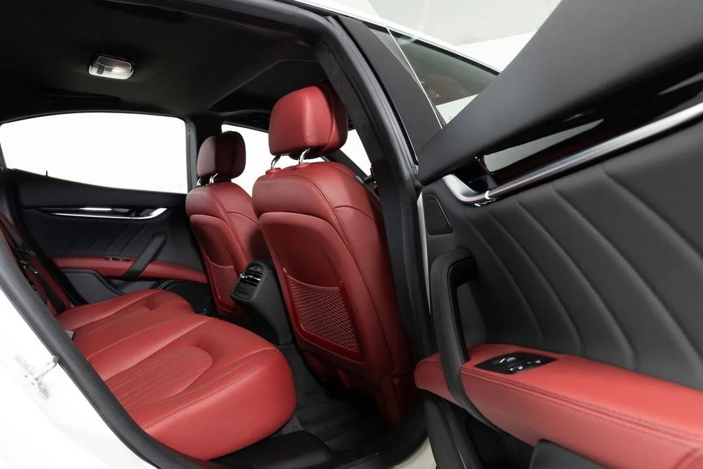 Used 2023 White Maserati GT image 27