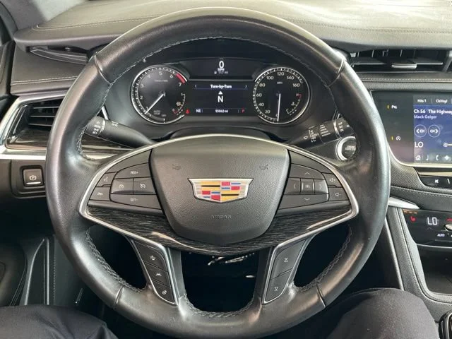 Used 2020 Crystal White Tricoat Cadillac Premium Luxury FWD image 23